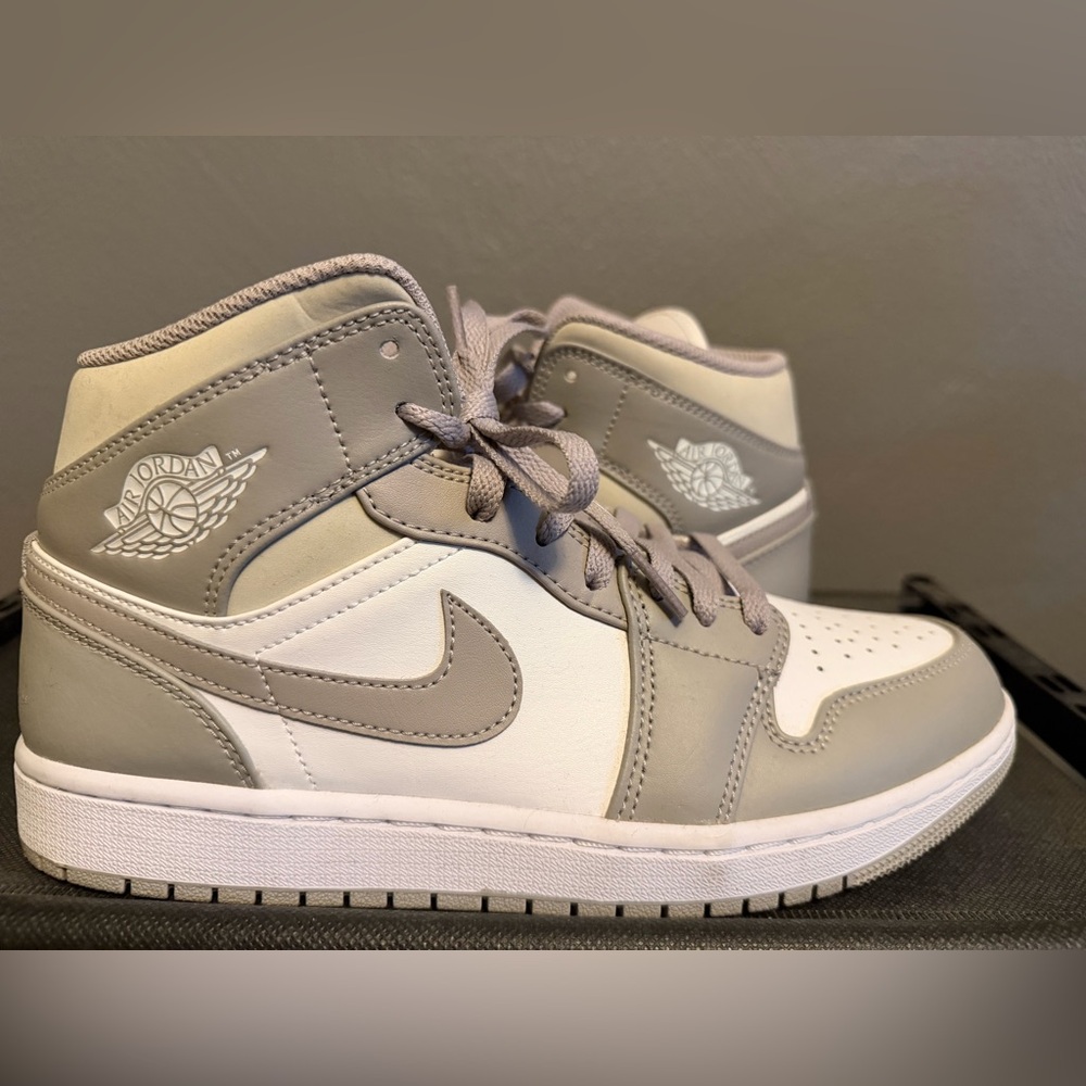 Nike Air Jordan 1 Mid